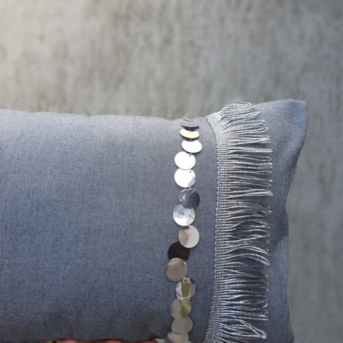 Almohadón boho gris lurex
